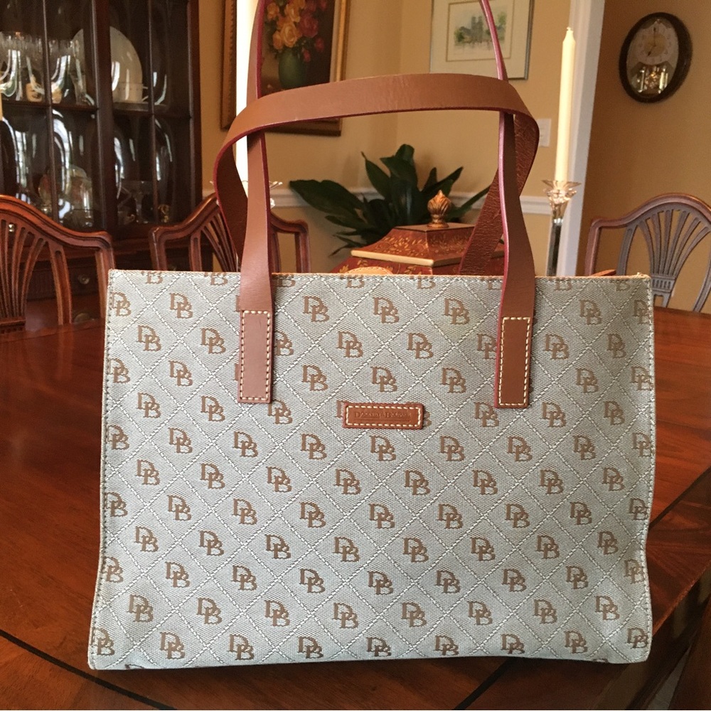 Dooney&bourke handbag
